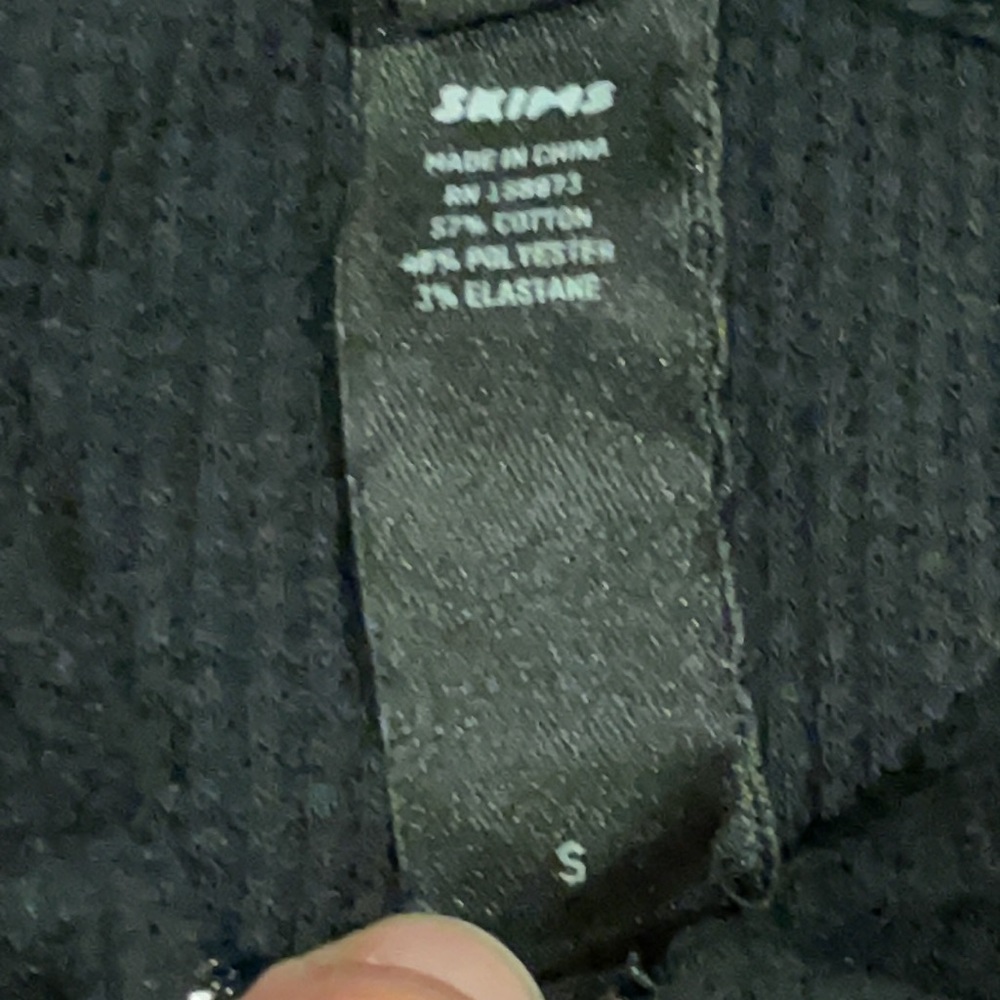 SOLD - NWOT Skims Black Waffle Knit Zip Up Hoodie Sz S - Picture 15 of 16